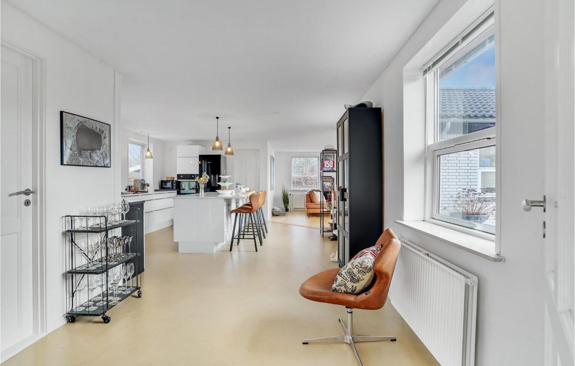 Gorgeous Home In Sunds With Kitchen Eksteriør bilde